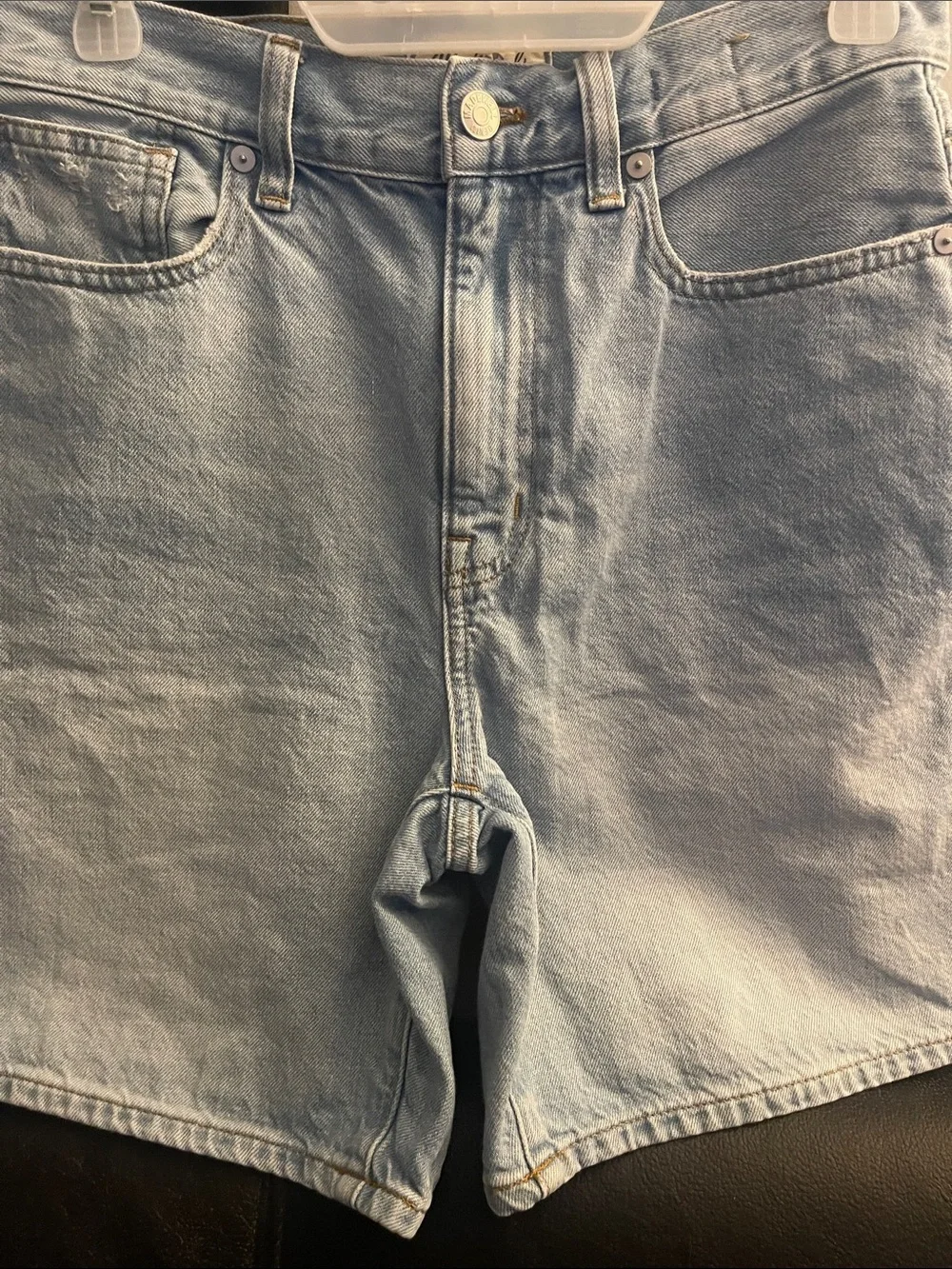 Madewell Women’s Baggy Jean Shorts in Bessmund Wash Size 26 NWOT